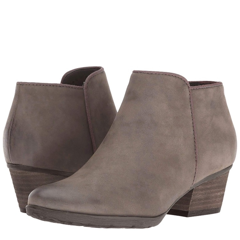 Blondo Villa Woman’s Waterproof Ankle Bootie 8